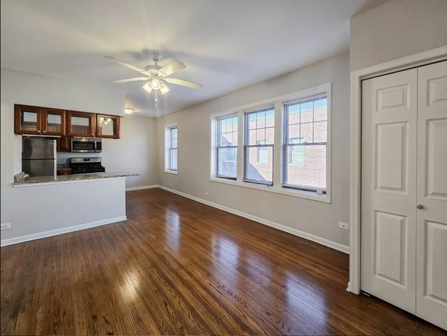 3730 N Sheffield Ave unit 3708-407, Chicago, IL 60613 - photo 2