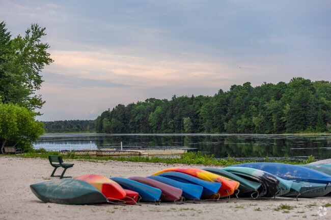Scotland Run Park has tons of kayaks and canoes that locals can rent on weekends.