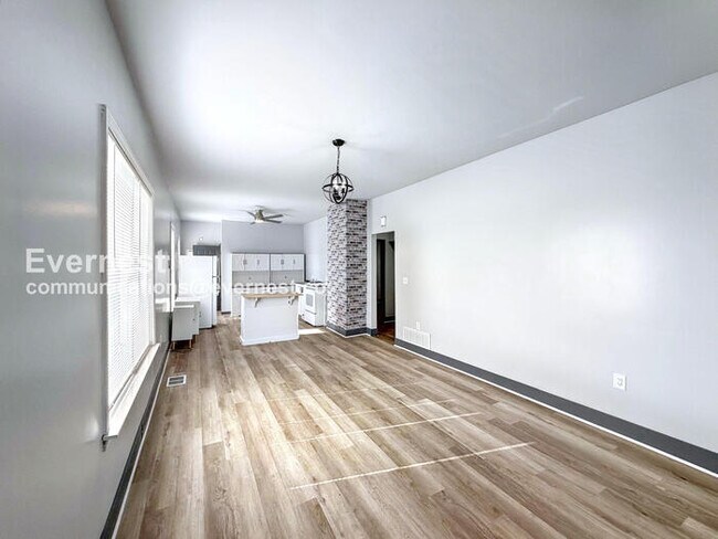 6073 Linwood St unit 1, Detroit, MI 48208 - photo 4