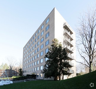 1215 Fort Myer Dr, Arlington, VA 22209