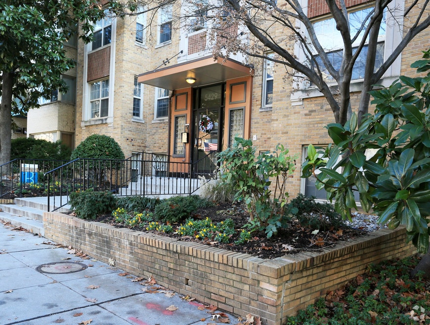 The Roberta, Washington, DC 20015 - photo 1