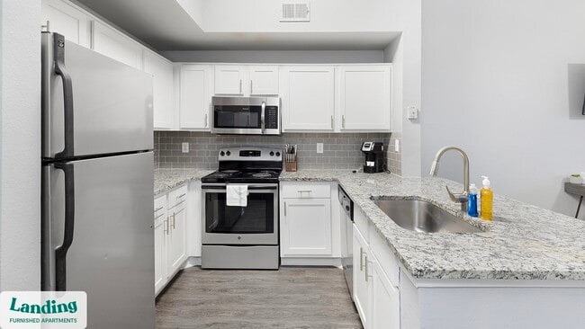 533 Fossil Creek Blvd unit 432, Haltom City, TX 76137 - photo 3