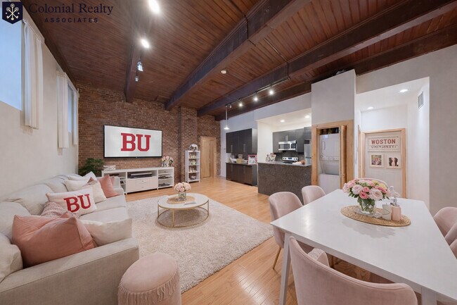 25 St Marys Ct unit 1, Brookline, MA 02446 - photo 3