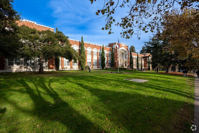 Empowering minds, shaping future at San Mateo high School.