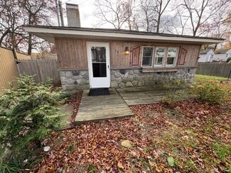 14 Classon Ave, Mastic, NY 11950