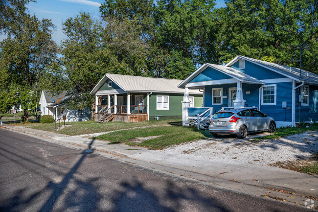 Ridgeway streets are lined with rows of Bungalow homes.