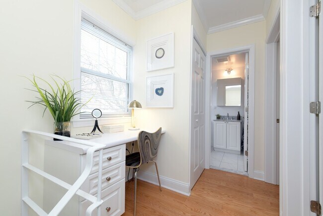 39 Gerry Rd unit 1, Chestnut Hill, MA 02467 - photo 6