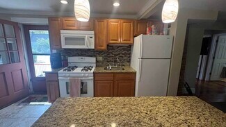 11 W Green St Unit 1, Easthampton, MA 01027