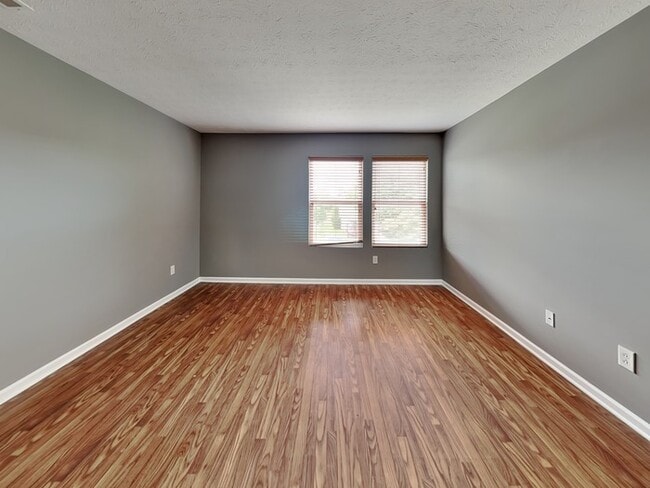 2832 Wolfgang Way, Indianapolis, IN 46239 - photo 6