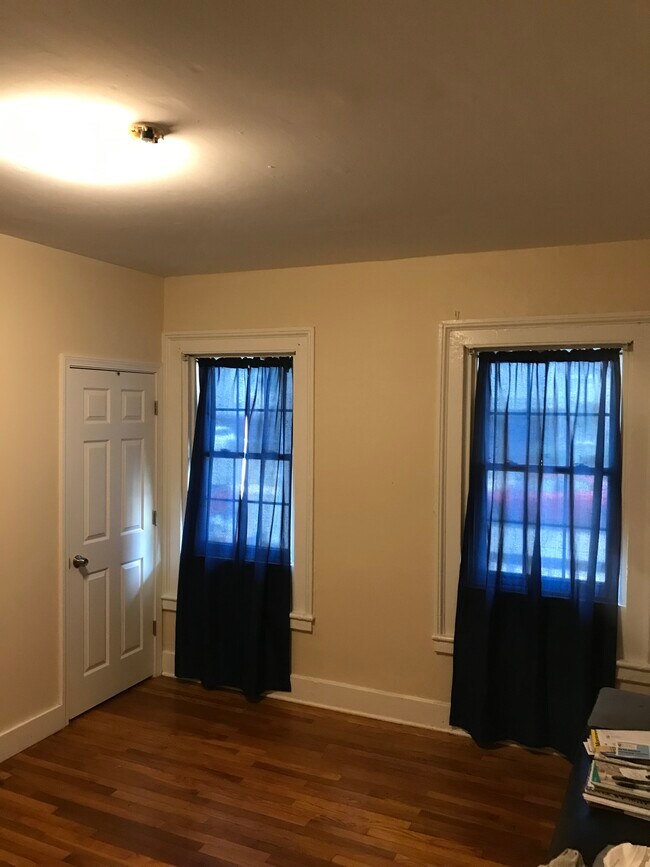 82 Dickerman St unit 1, New Haven, CT 06511 - photo 2