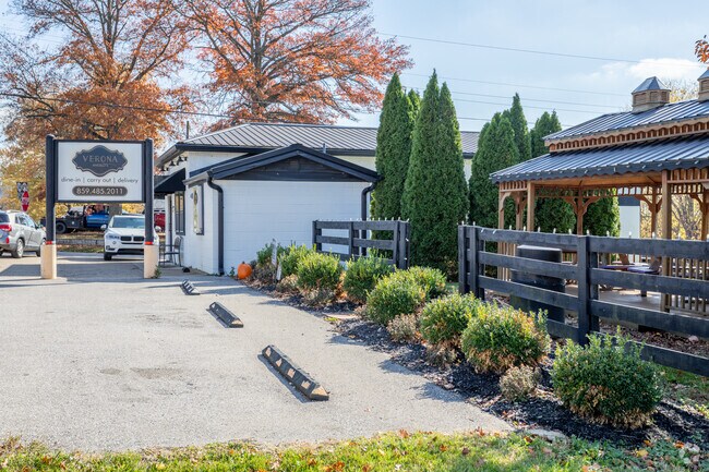 Verona Angilo's serves up pizza and hoagies.