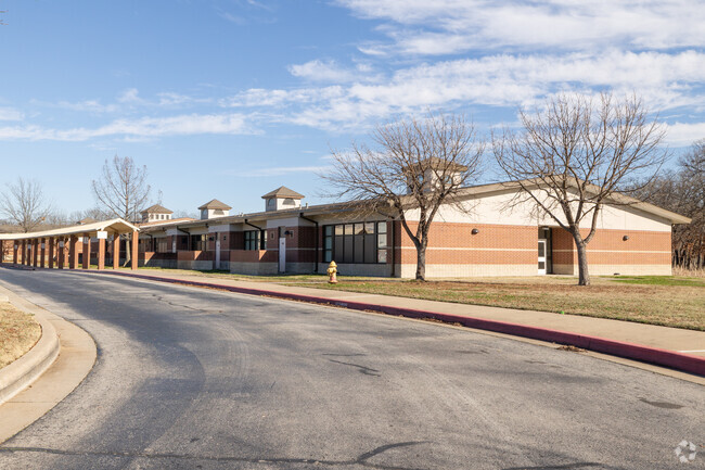 Jenks West Intermediate has a 16 to 1 student to teacher ratio.