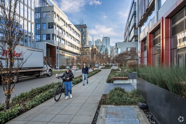 South Lake Union is a very walkable neighborhood with lots of bike and scooter rentals nearby.