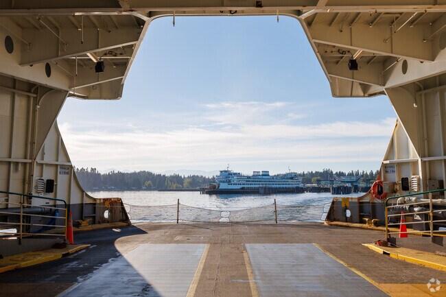 The Kingston-Edmonds Ferry makes a commute across the Puget Sound a breeze.