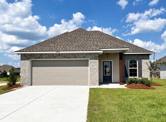 23398 Pershing Dr, Denham Springs, LA 70726