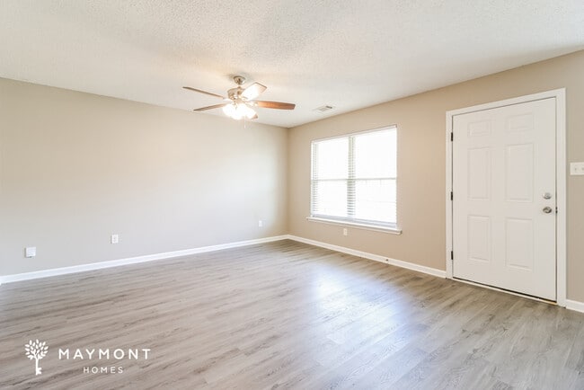 910 James Madison Dr, Benton, AR 72019 - photo 3