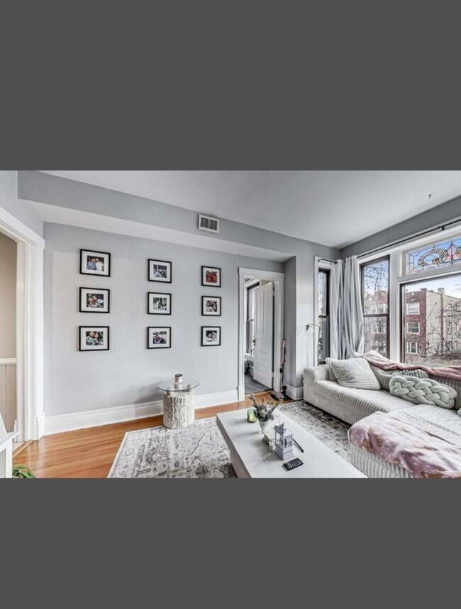 3412 N Janssen Ave unit 1, Chicago, IL 60657 - photo 6