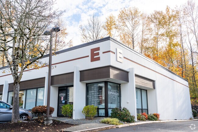 Restaurants like Rockey's Empanadas are located within the Sahalee neighborhood.