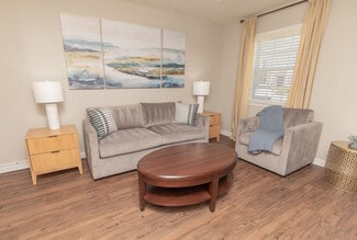 146 Yester Oaks Dr, Mobile, AL 36608