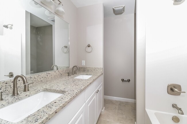 505 Sycamore Br Rd, Asheville, NC 28803 - photo 6