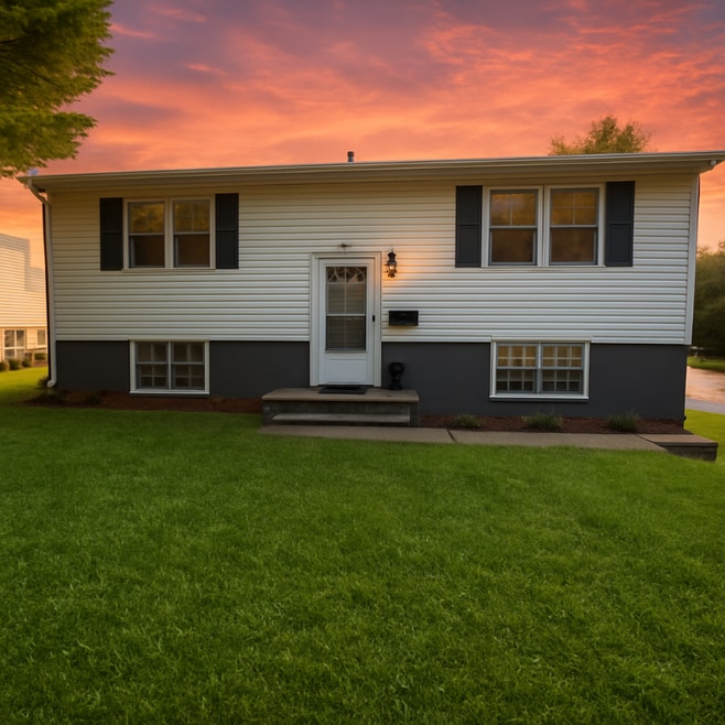 126 Reed St unit 2, Toledo, OH 43605 - photo 1