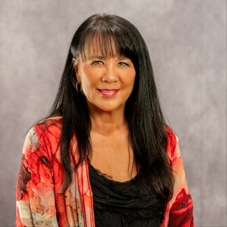 Bonnie Laws