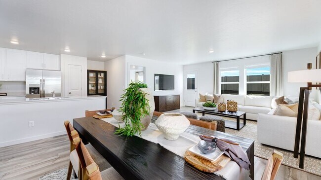 18398 N Sparkleberry Ave, Nampa, ID 83687 - photo 5