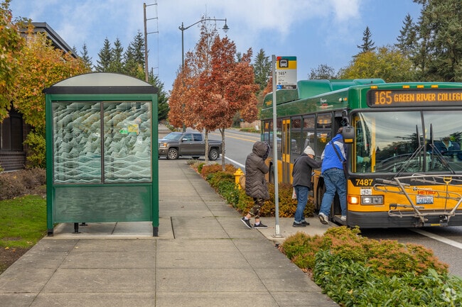 Bus Route 165 serves Manhattan residents with easy local transit.