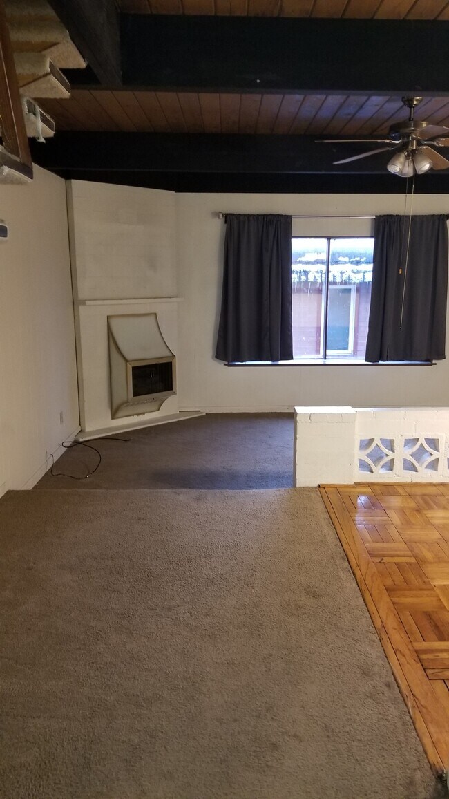 2772 University Ave unit 2, Morgantown, WV 26505 - photo 4