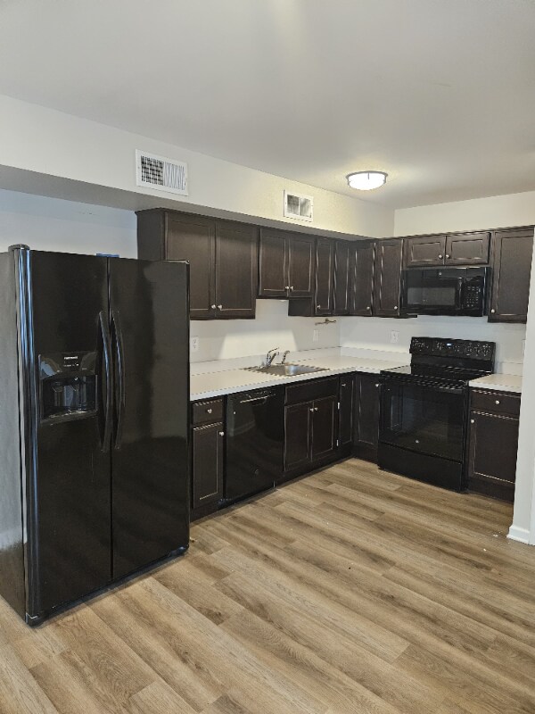 427 W Main St unit 427 W Main St Unit B, New Holland, PA 17557 - photo 5