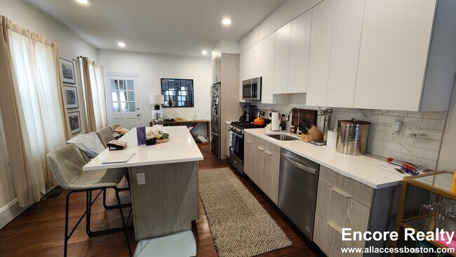 12 Nonantum St unit 1, Brighton, MA 02135 - photo 2