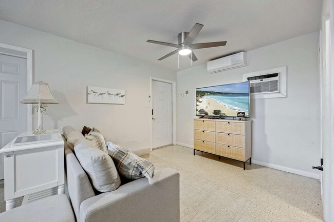 105 NE 3rd St unit ID1044483P, Satellite Beach, FL 32937 - photo 2