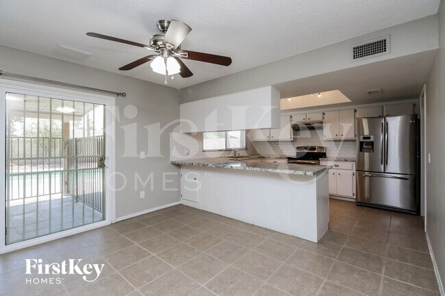 2331 E Alameda Dr, Tempe, AZ 85282 - photo 6