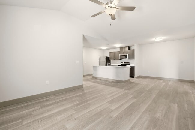 Flats at Twenty, La Grange, KY 40031 - photo 6