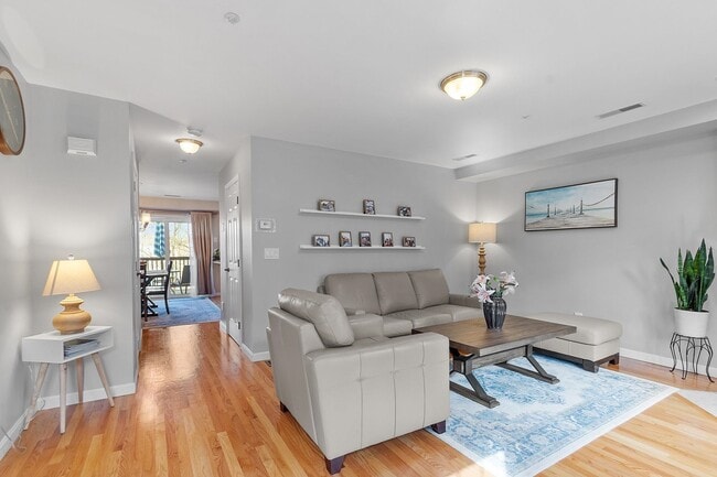 58 Andrew St, Manchester, NH 03104 - photo 4