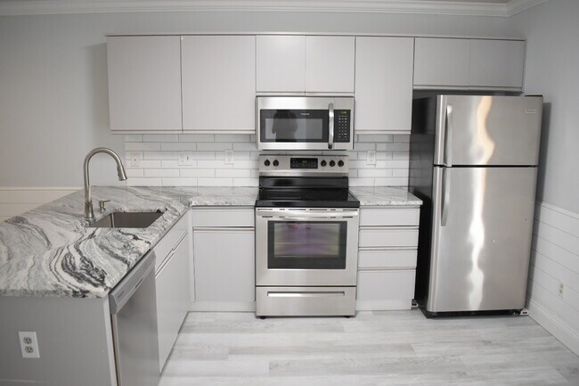 522 S Kerr Ave unit 44, Wilmington, NC 28403 - photo 4