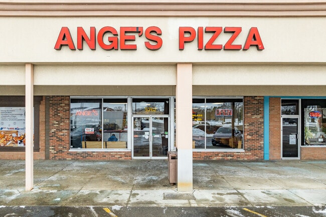Ange's Pizza in Forest Park West is a neighborhood favorite.
