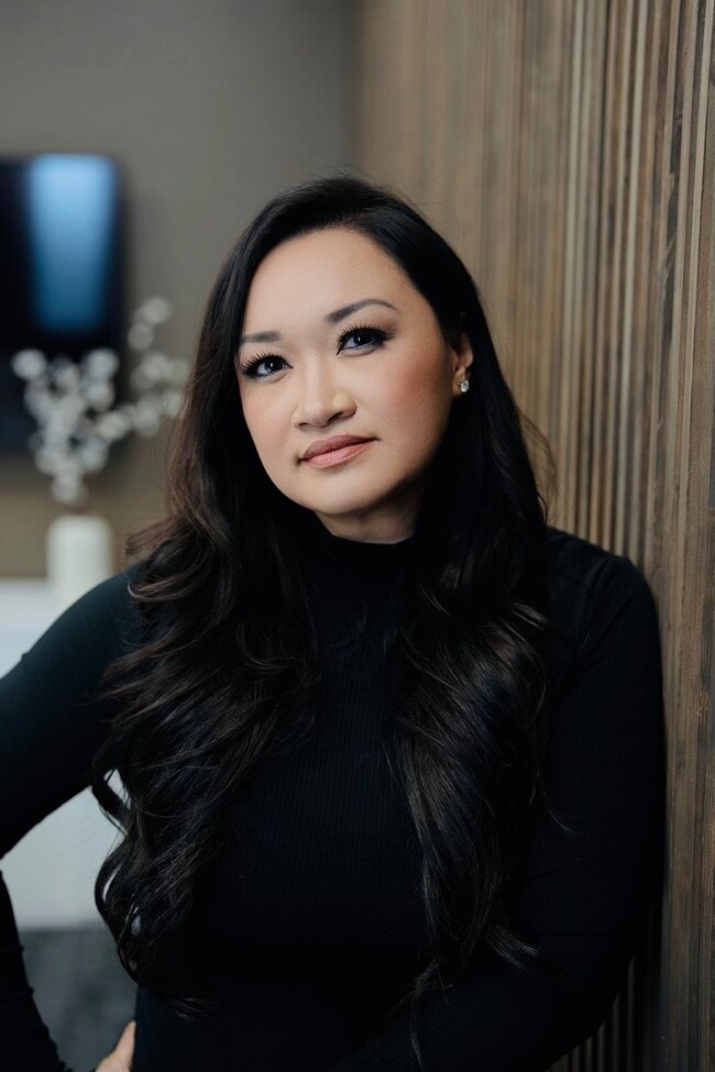 Thu Le
