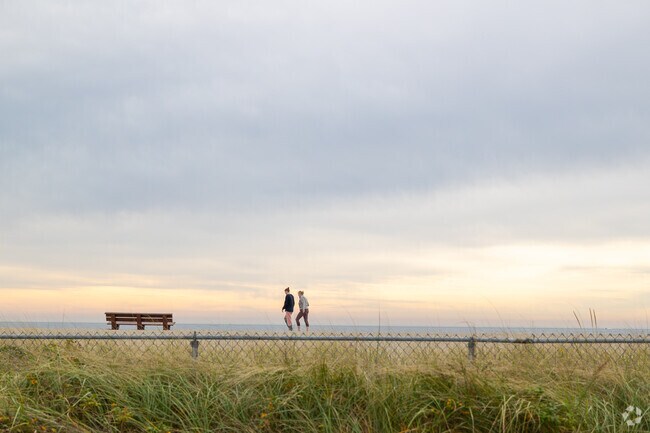 A relaxing walk at dusk near the river after a day out on Parkway Wheelers Farm Road.