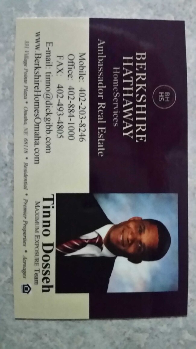 Agent Photo