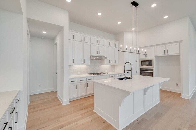 3217 Moon Ridge Rd, Georgetown, TX 78628 - photo 5