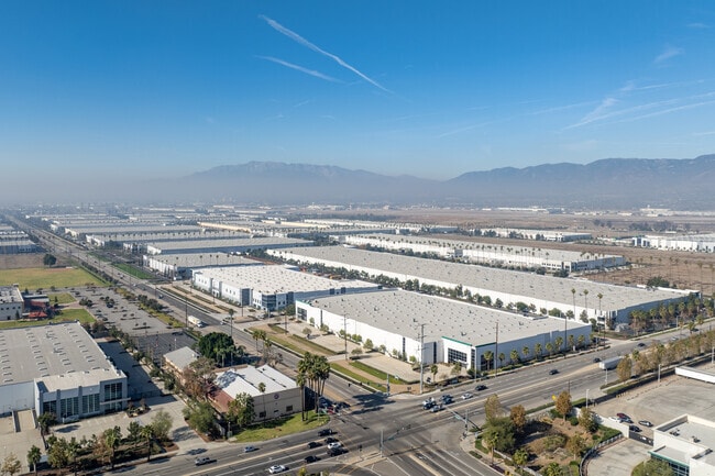 One of the main industries in Highland are warehouse and fulfillment jobs.