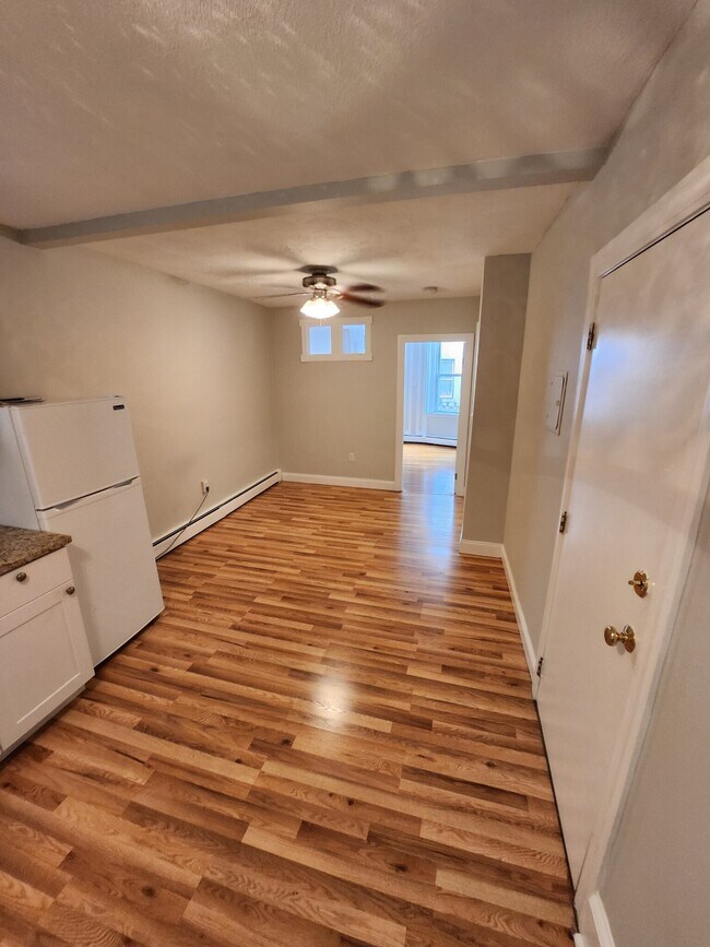 14 Edgerly Rd unit 1, Boston, MA 02115 - photo 3