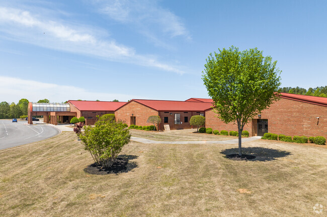 Pine Log Elementary School receives a 7 out of 10 on GreatSchools.