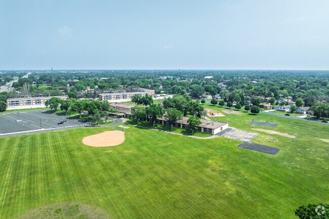 Crest View Elementary School provides education in the neighborhood of Brooklyn Park.