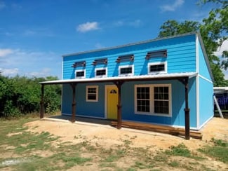 704 W Sunset Dr, Atmore, AL 36502