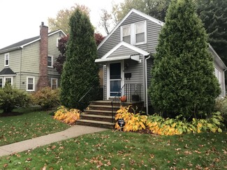 9 Wildwood Rd, Medford, MA 02155