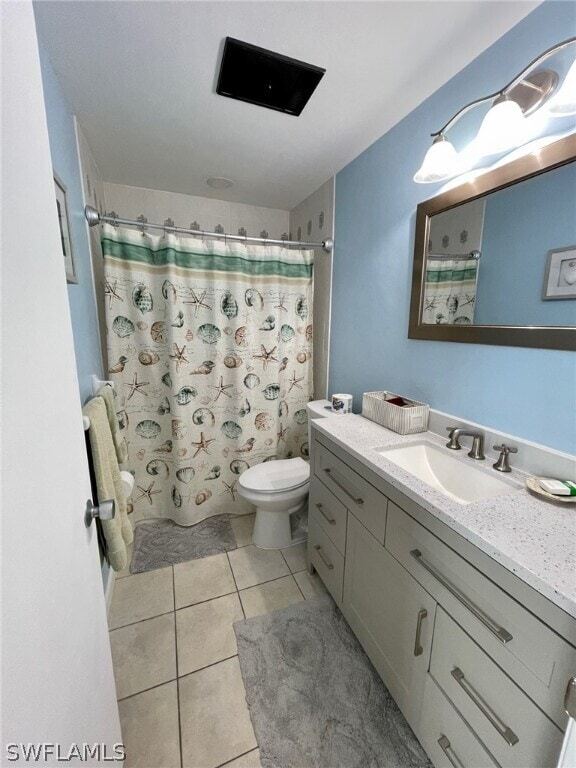 1207 SE 40th Terrace unit Side B Duplex, Cape Coral, FL 33904 - photo 5