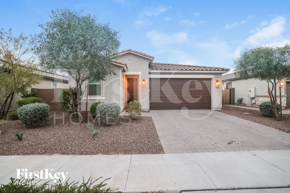 17823 W Bajada Rd, Surprise, AZ 85387 - photo 1