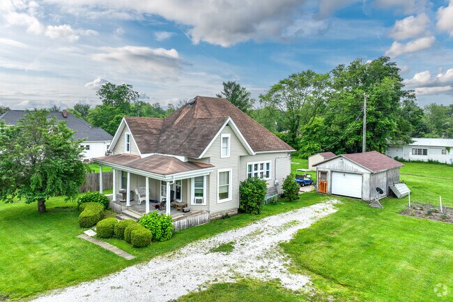 Farm-style homes with porches and outbuildings give Patricksburg its character—perfect for hobby farmers or quiet-country living.